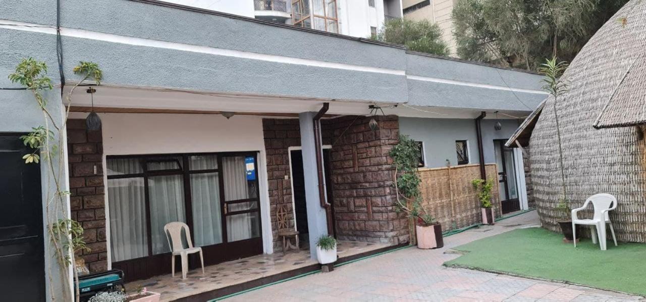 Lucy Guest House Addis Ababa Exterior photo